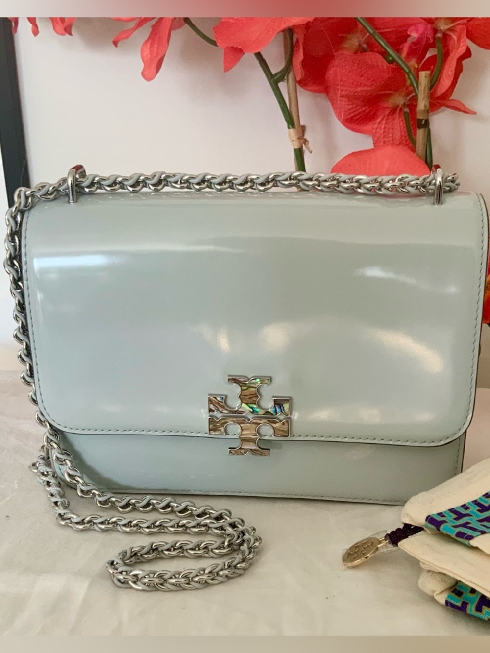 NWT TORY BURCH BRITTEN ABALONE PATENT LEATHER SHOULDER BAG LIGHT SEA $600